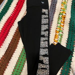 black Stretch pants with rhinestone size M still in good condition